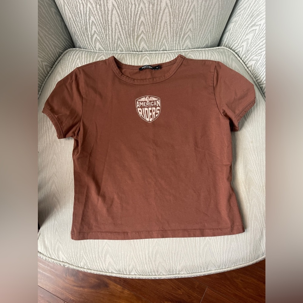 Cropped tee never worn